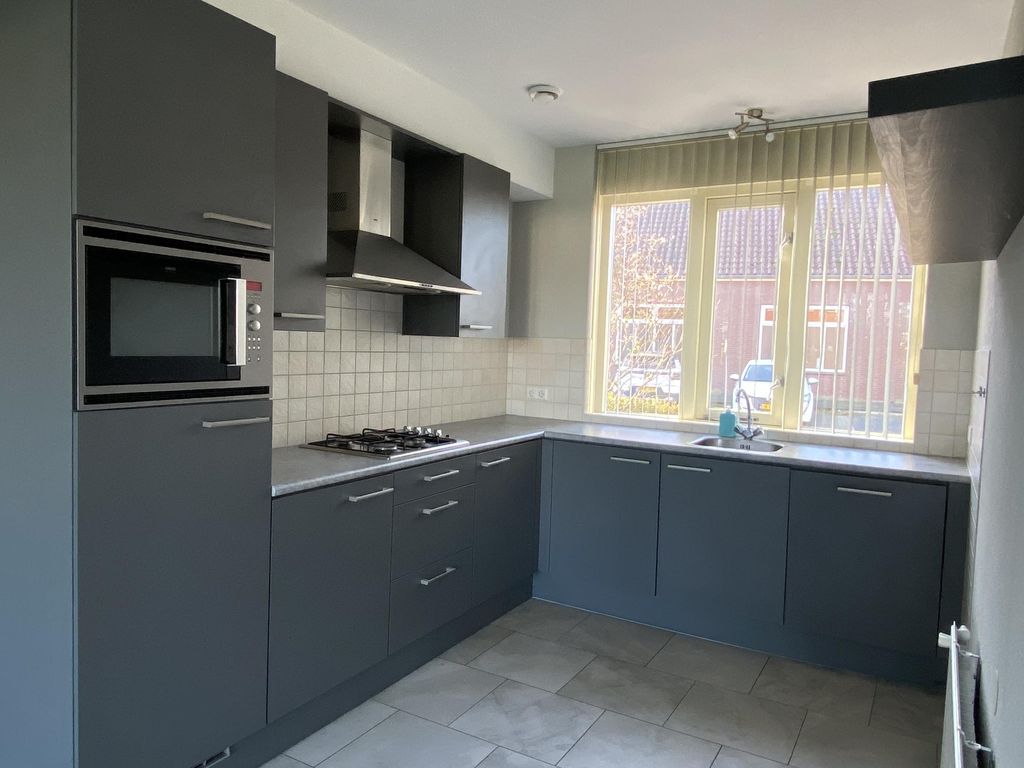 Meester van Loostraat 8, WAARDER