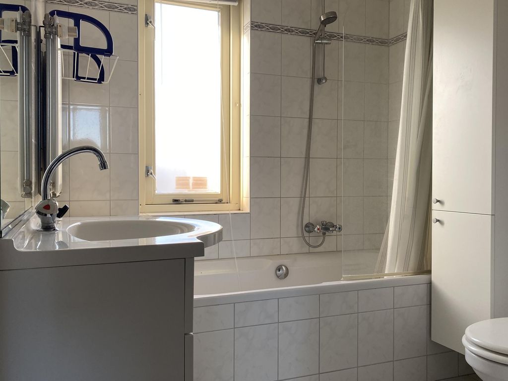 Meester van Loostraat 8, WAARDER