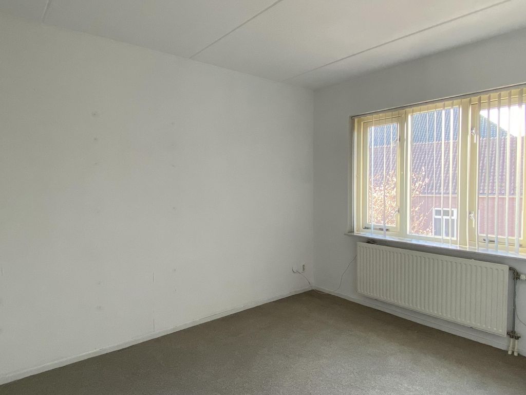 Meester van Loostraat 8, WAARDER