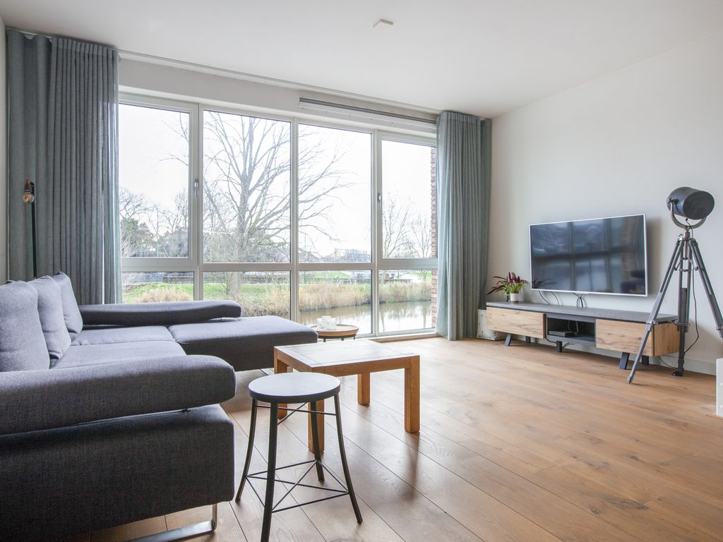 Defensie-eiland 9, WOERDEN