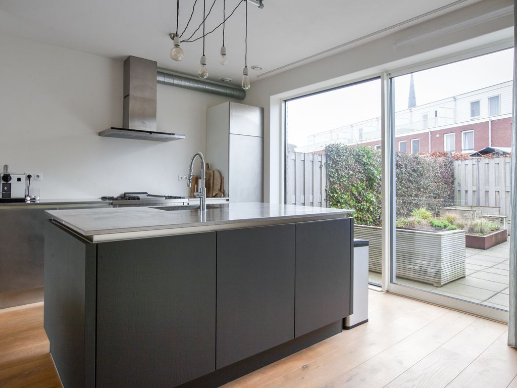 Defensie-eiland 9, WOERDEN