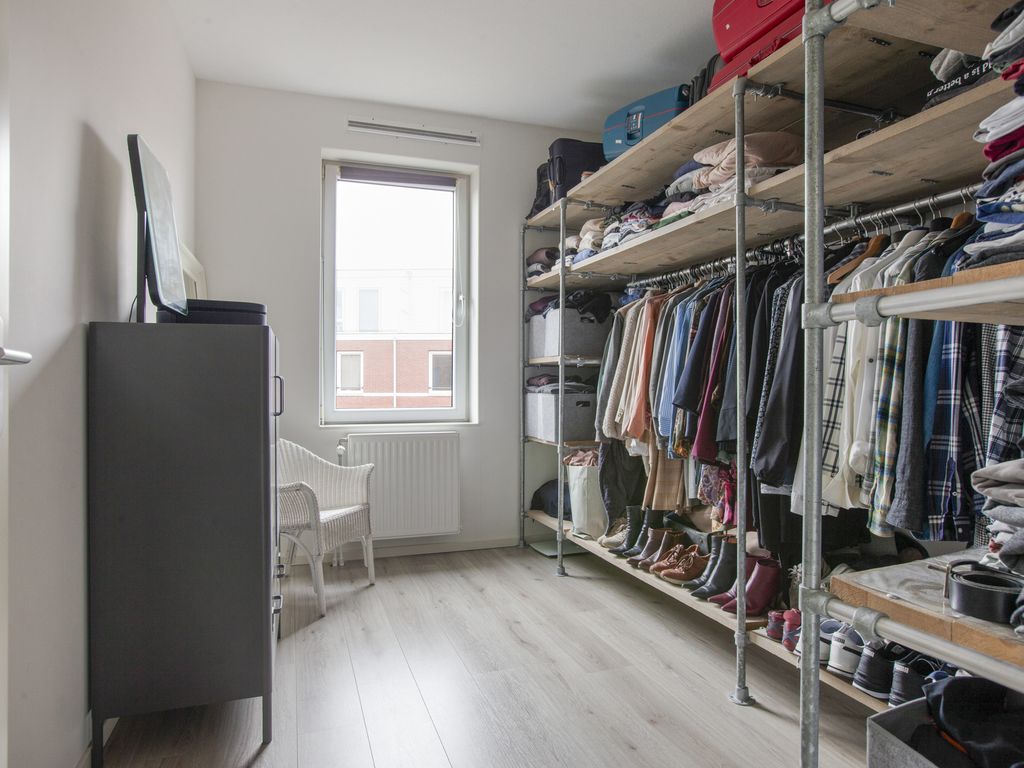 Defensie-eiland 9, WOERDEN