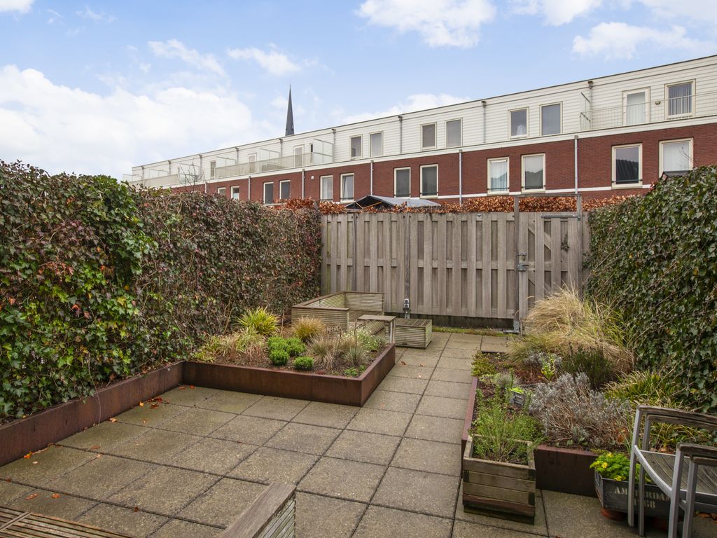 Defensie-eiland 9, WOERDEN