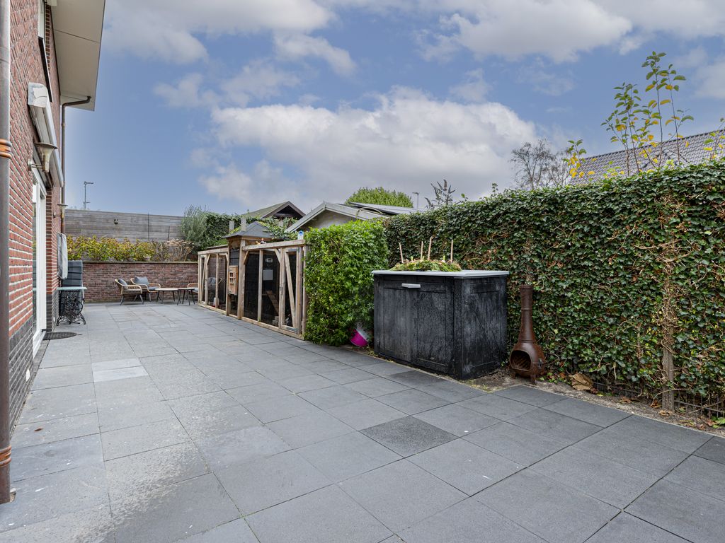 Julianastraat 25a, MOERKAPELLE