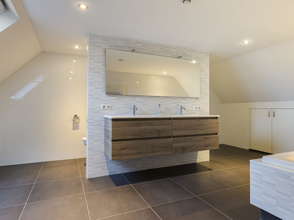 Julianastraat 25a, MOERKAPELLE