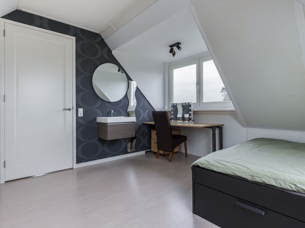 Julianastraat 25a, MOERKAPELLE