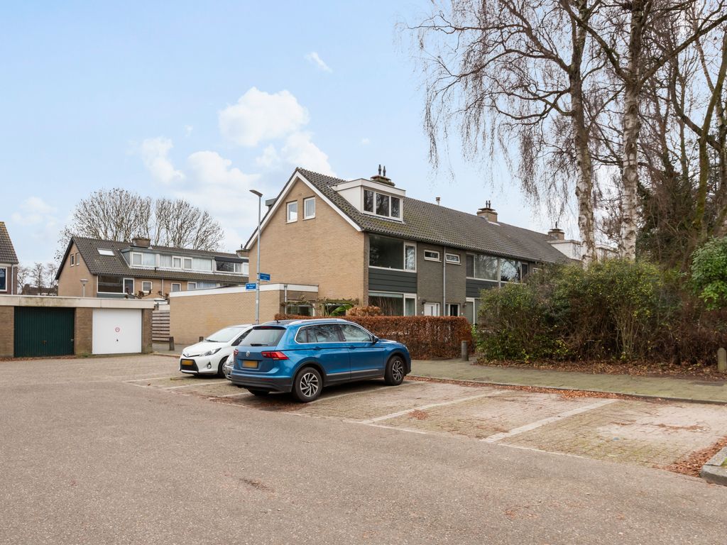 Schermerhorn-lanen 33, WOERDEN