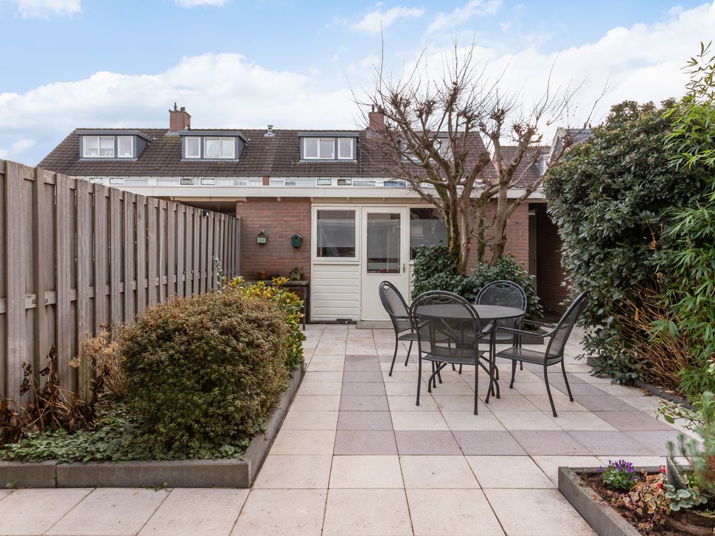 Ribeslaan 7, WOERDEN