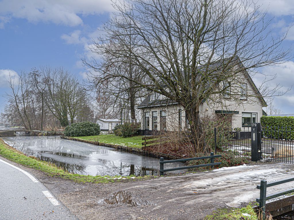 Van Teylingenweg 179, KAMERIK