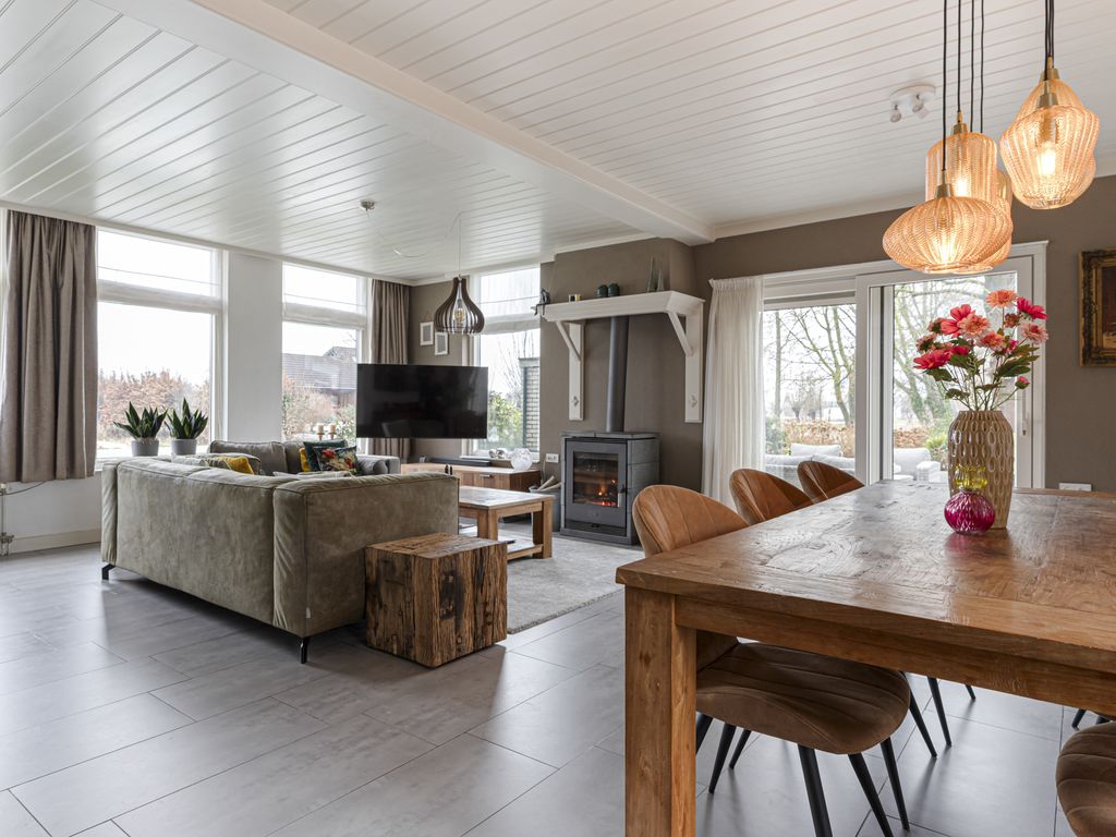 Van Teylingenweg 179, KAMERIK