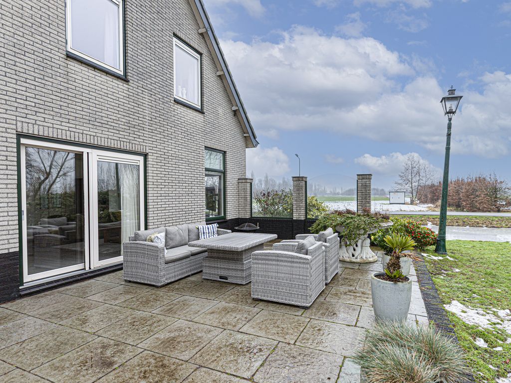 Van Teylingenweg 179, KAMERIK