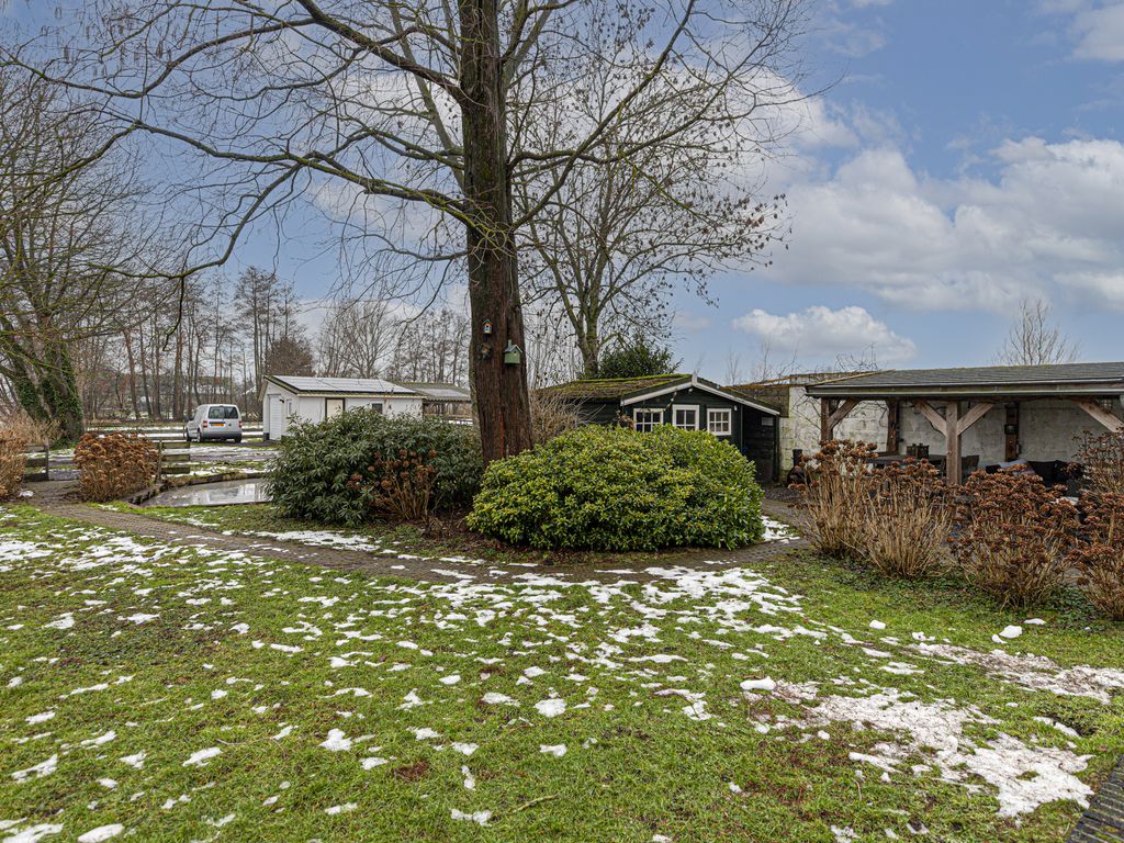 Van Teylingenweg 179, KAMERIK