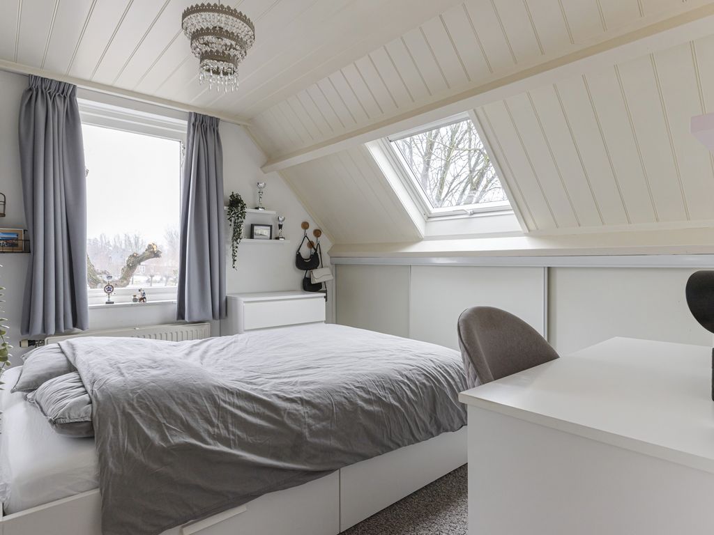 Van Teylingenweg 179, KAMERIK