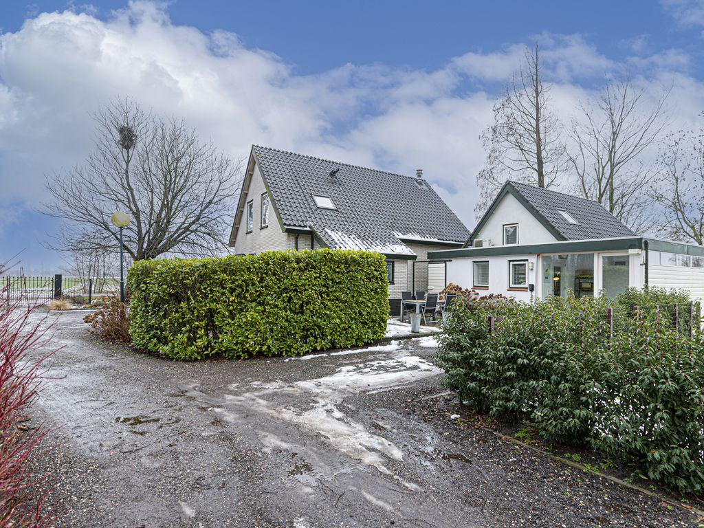 Van Teylingenweg 179, KAMERIK