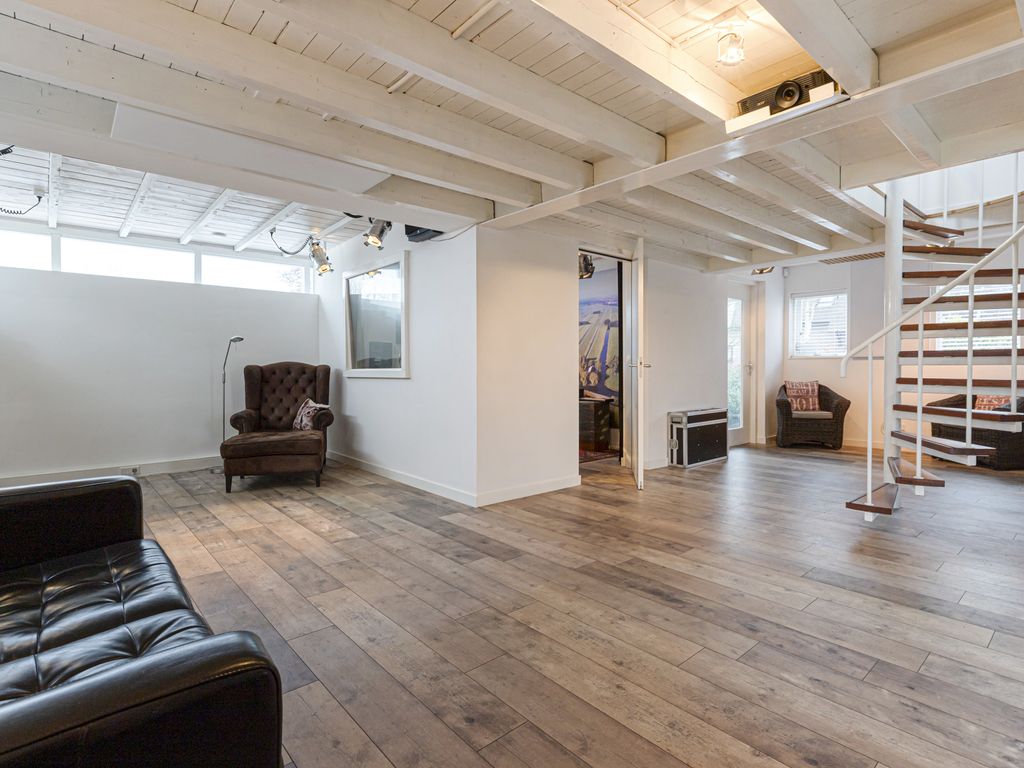 Van Teylingenweg 179, KAMERIK