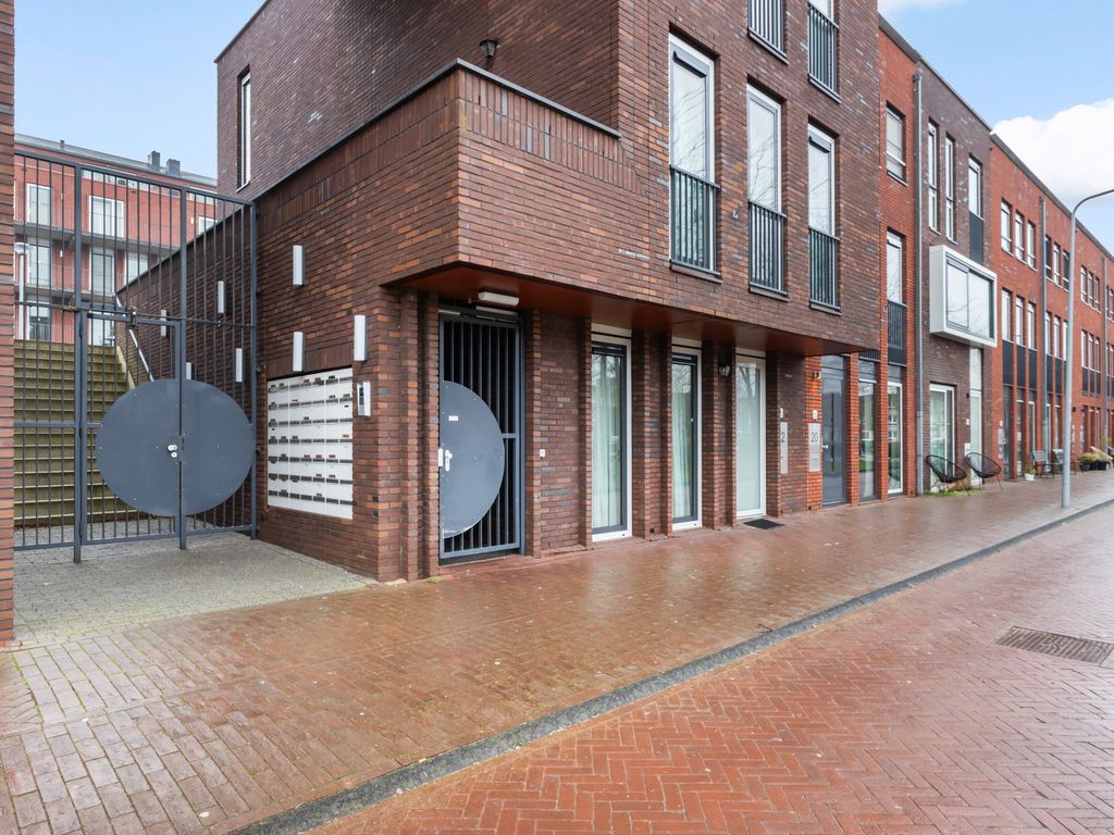 Kallameer 142, WOERDEN