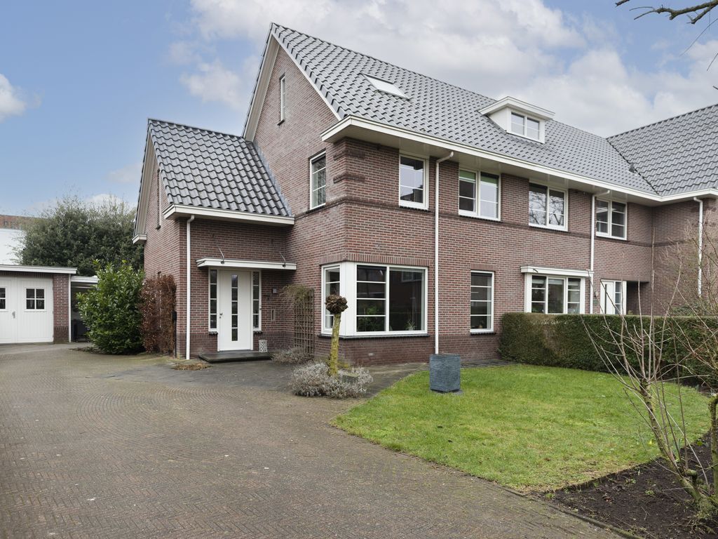 Schumanlaan 5, WOERDEN