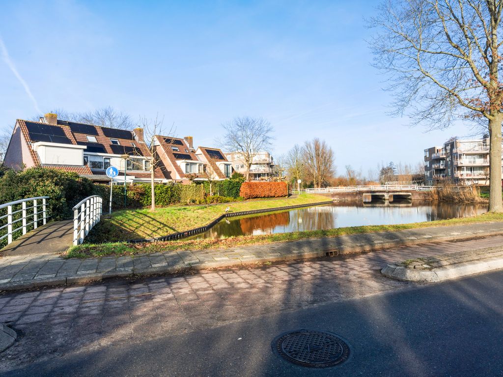 V.d. Duijn van Maasdamlaan 4, WOERDEN