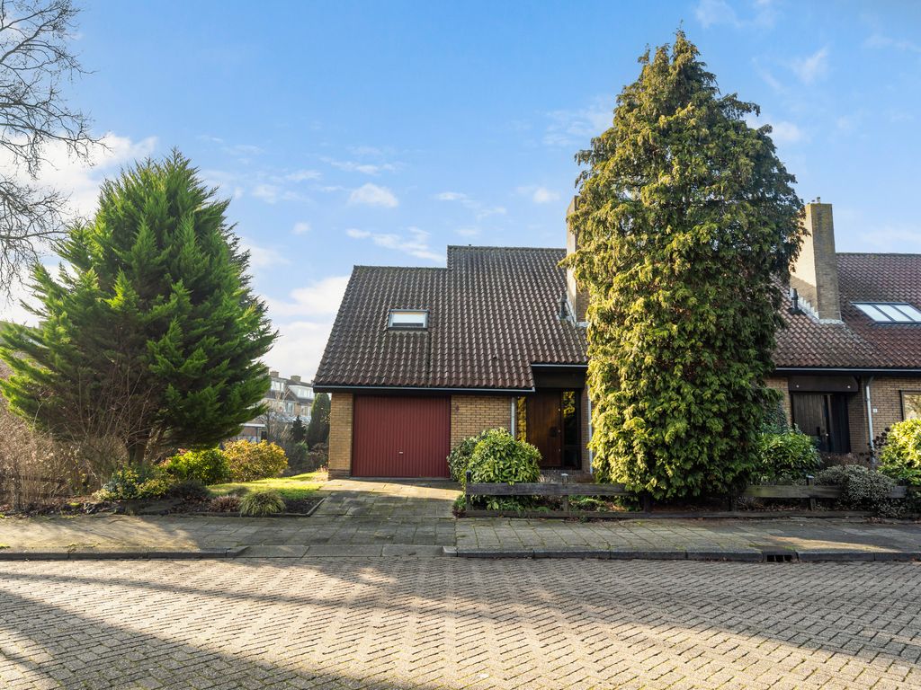 V.d. Duijn van Maasdamlaan 4, WOERDEN