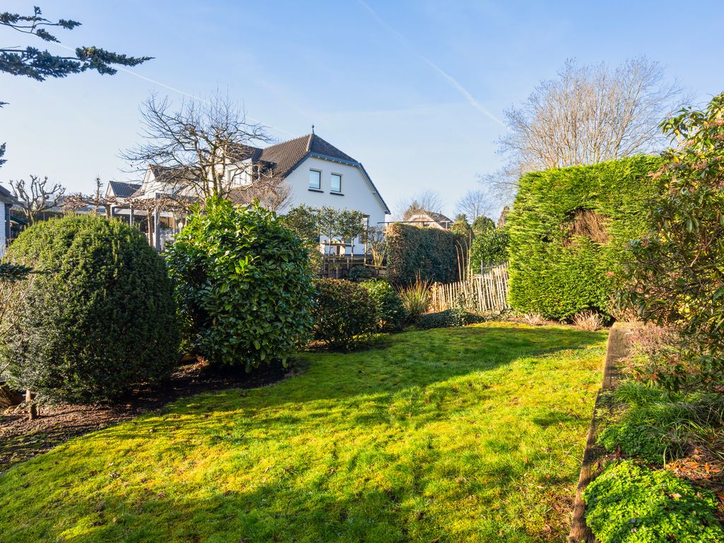 V.d. Duijn van Maasdamlaan 4, WOERDEN