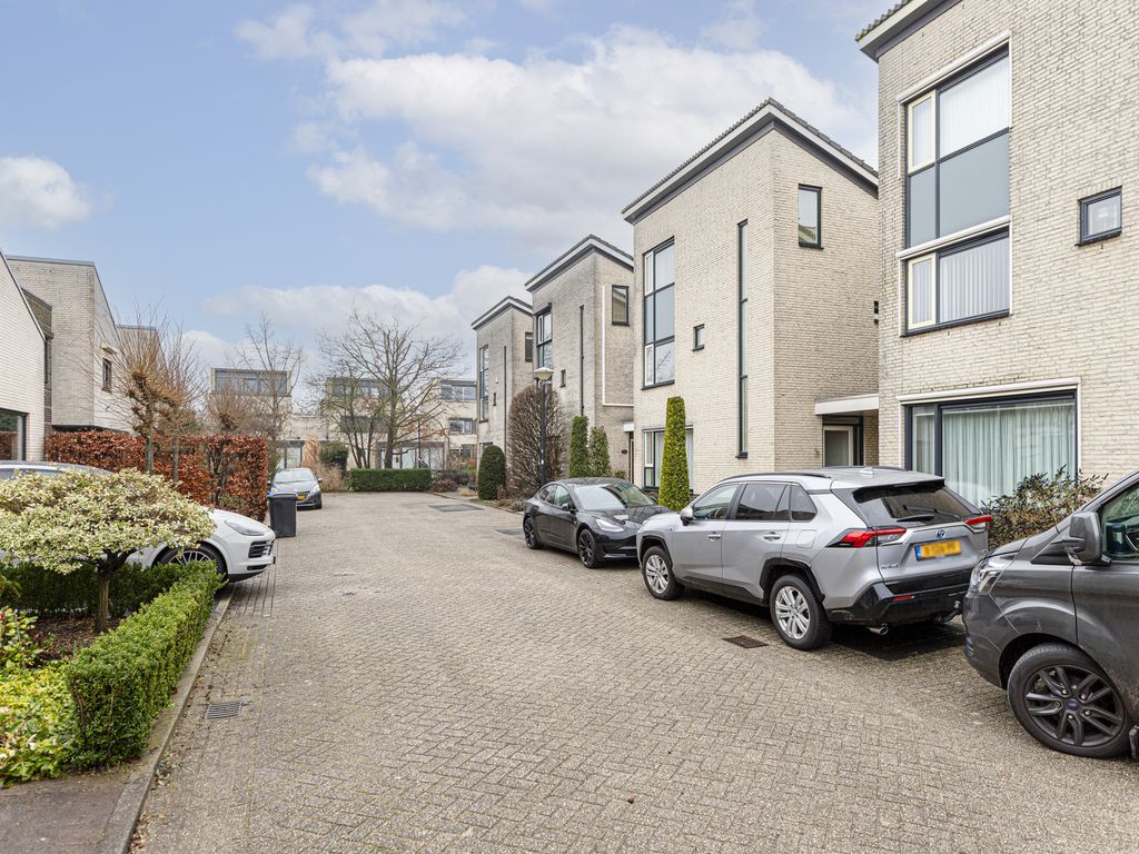 Maltakade 11, WOERDEN