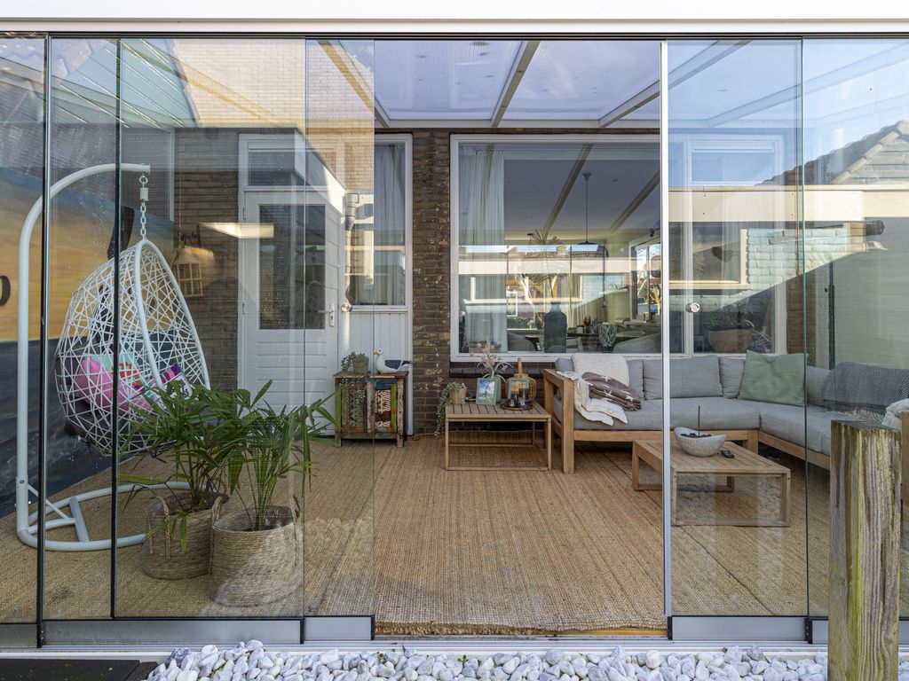 Prins Bernhardstraat 20, WAARDER