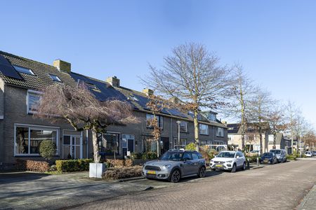 Prins Bernhardstraat 20