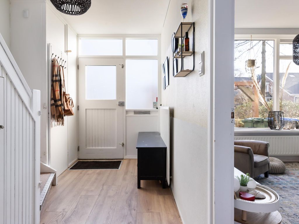 Prins Bernhardstraat 20, WAARDER