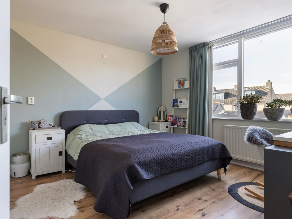 Prins Bernhardstraat 20, WAARDER