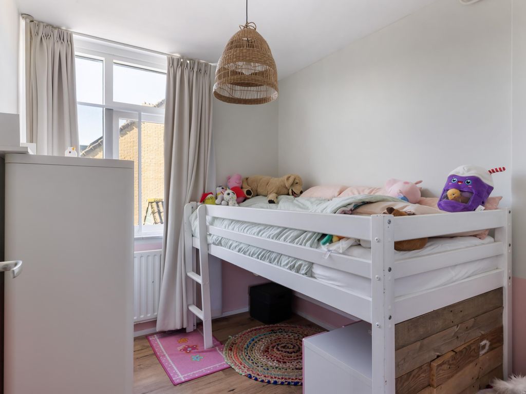 Prins Bernhardstraat 20, WAARDER