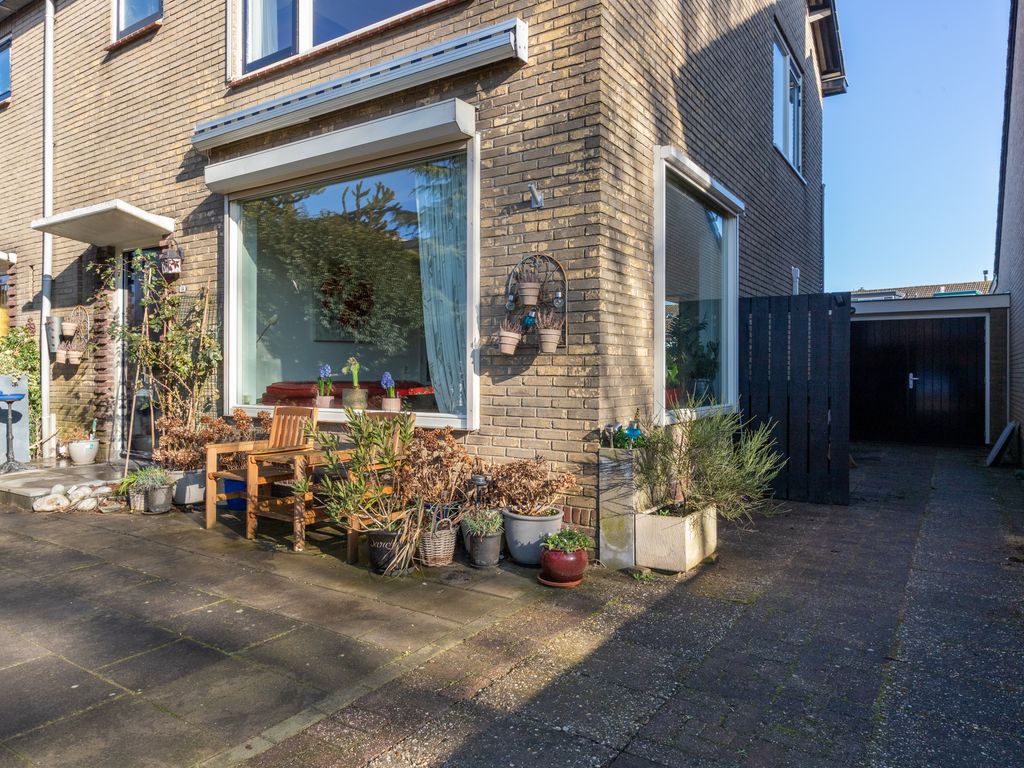 Veerlaan 14, HAASTRECHT