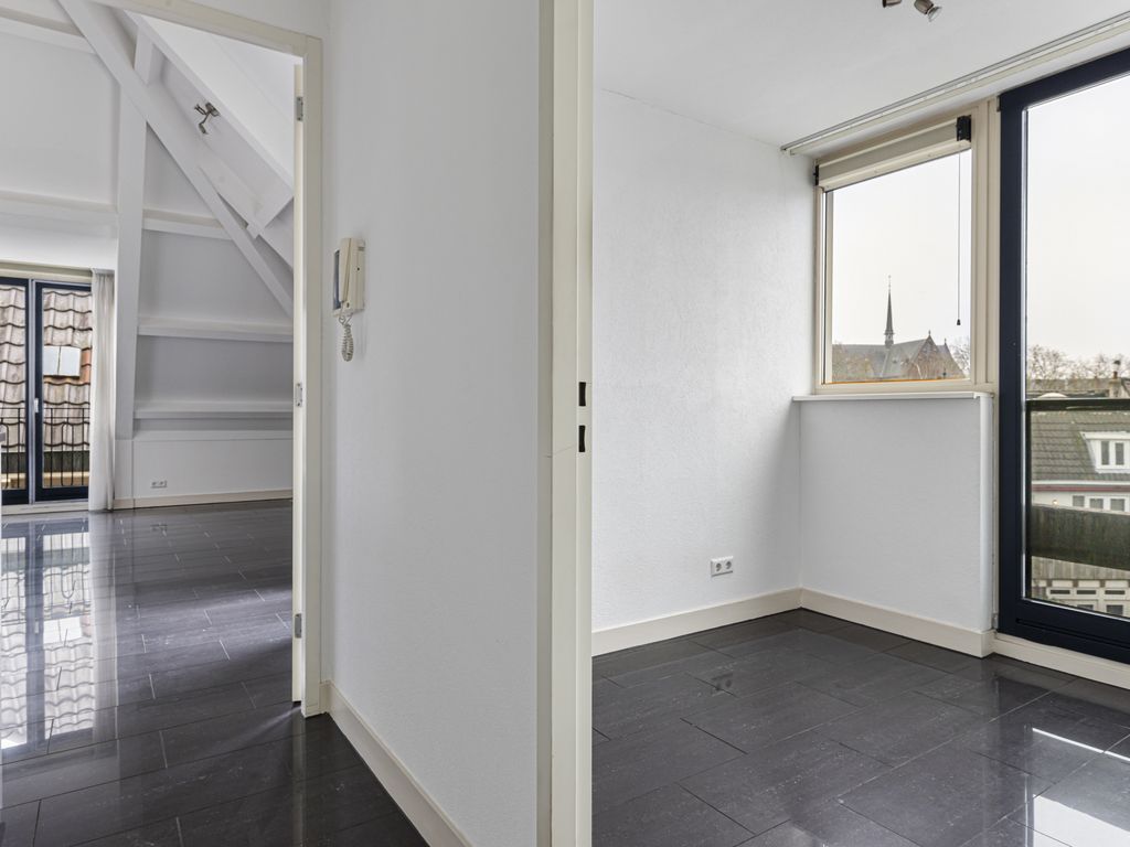 Kerkplein 13, WOERDEN