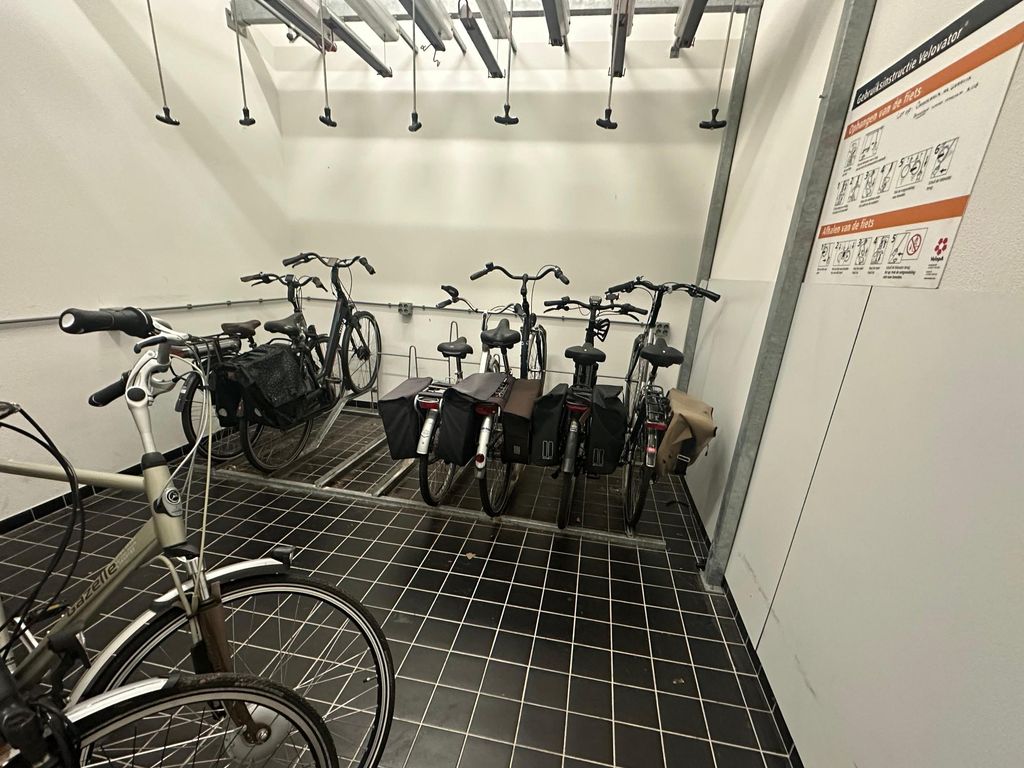 Kerkplein 13, WOERDEN