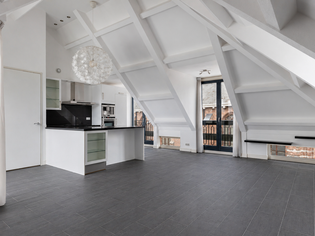 Kerkplein 13, WOERDEN