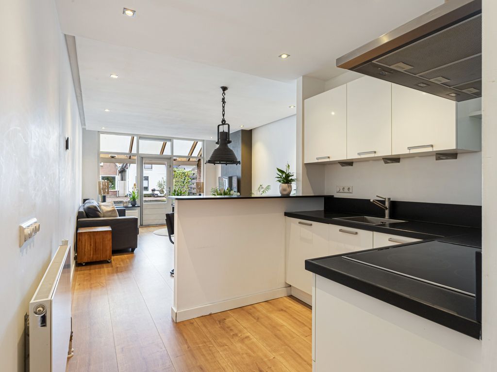 Leidsestraatweg 117, WOERDEN