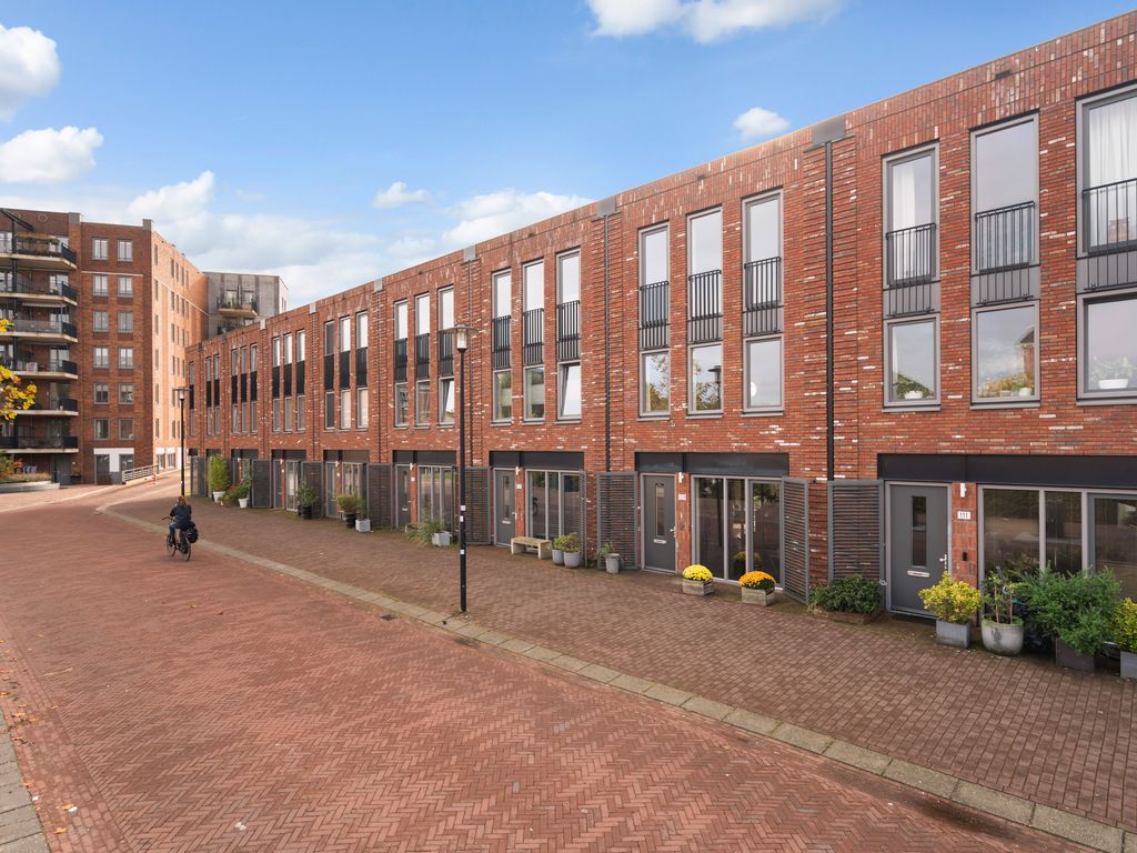 Defensie-eiland 109, WOERDEN