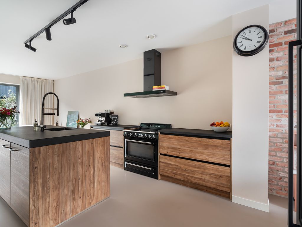 Defensie-eiland 109, WOERDEN