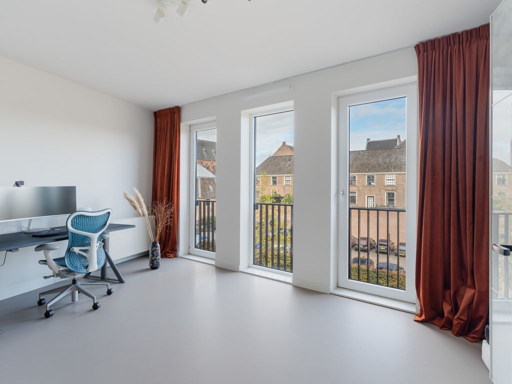 Defensie-eiland 109, WOERDEN