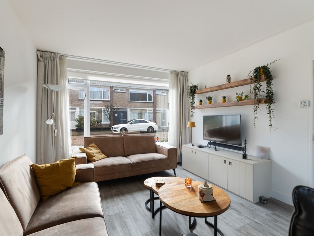 Narcisstraat 10, WOERDEN