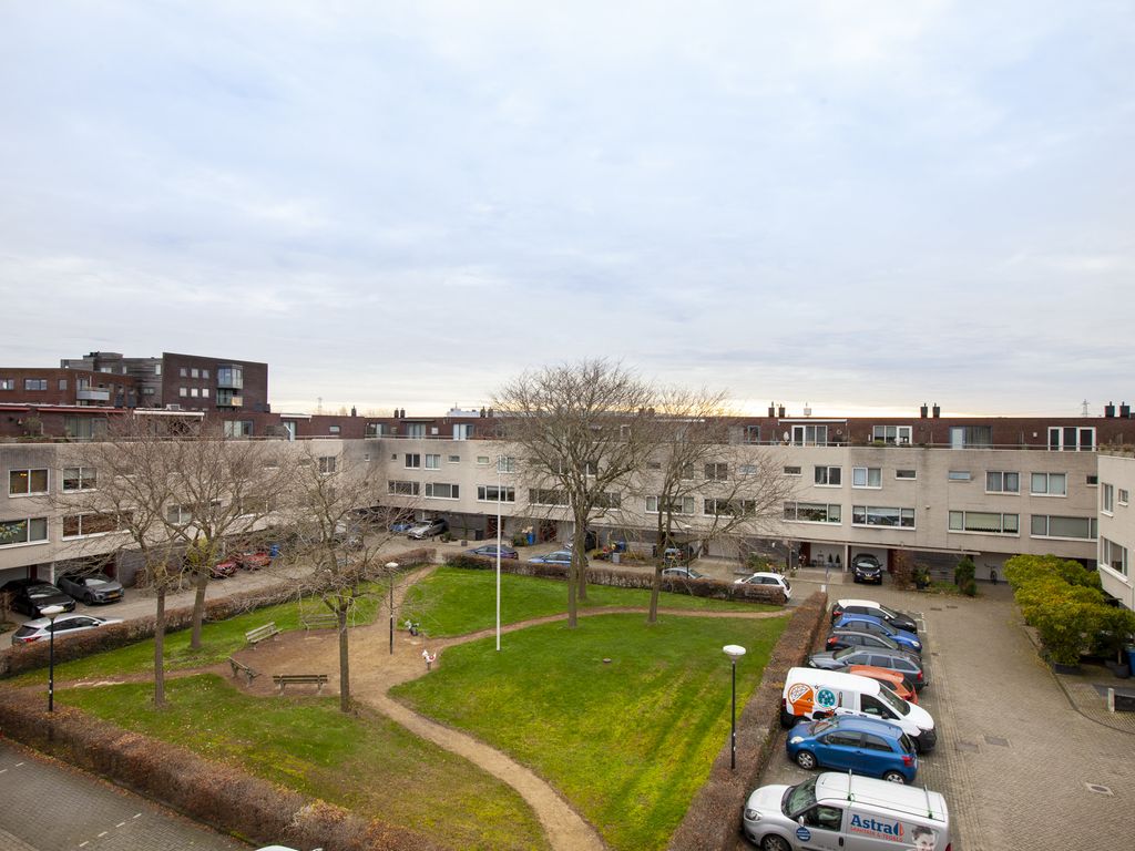 Jules Vernehof 7, WOERDEN