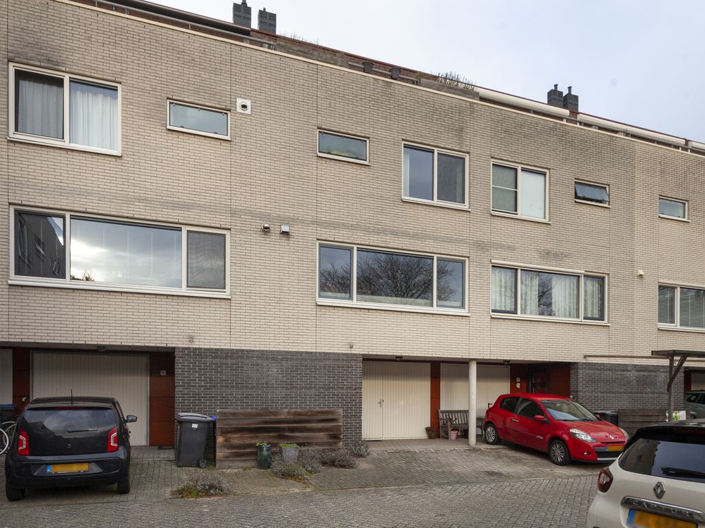 Jules Vernehof 7, WOERDEN