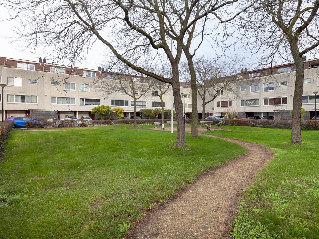 Jules Vernehof 7, WOERDEN