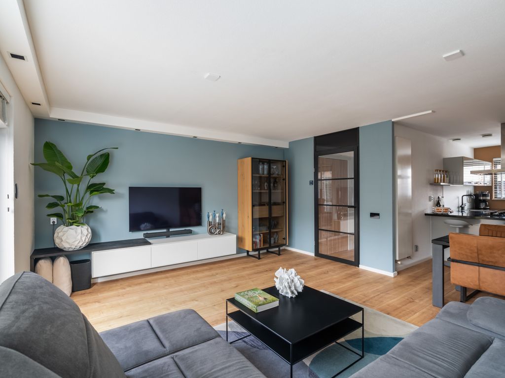 Guldendreef 11, WOERDEN