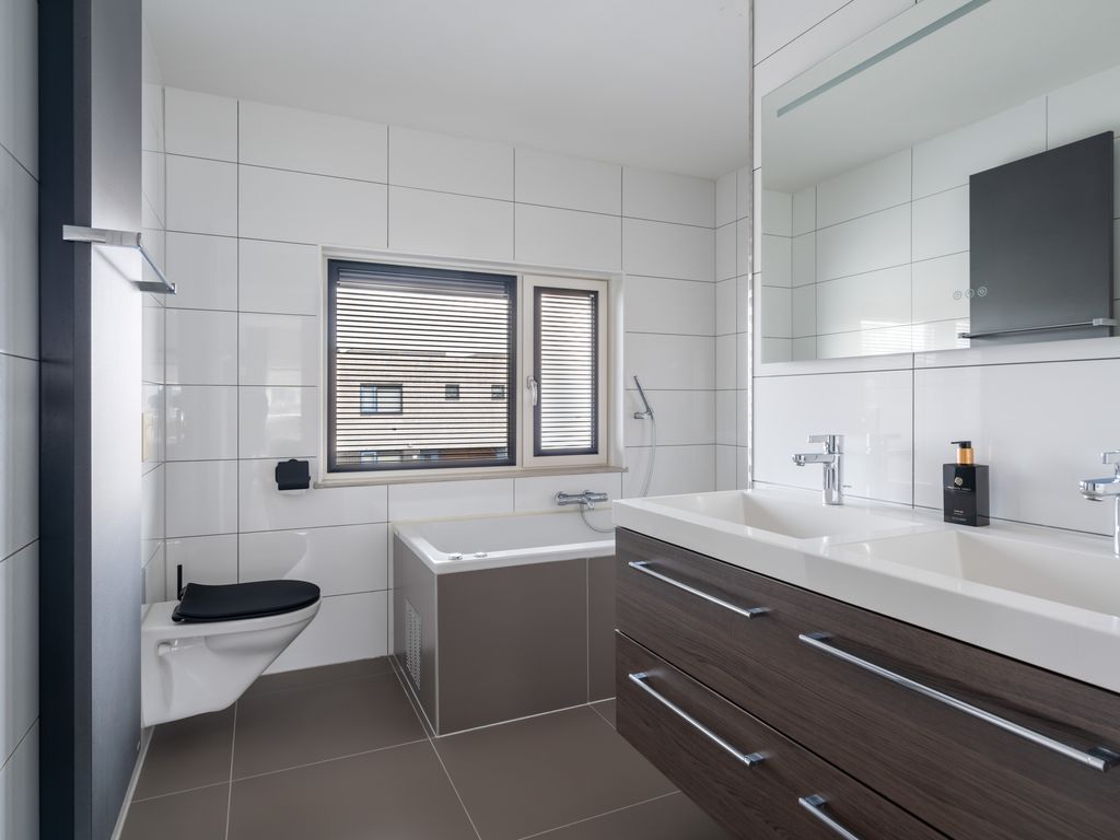 Guldendreef 11, WOERDEN