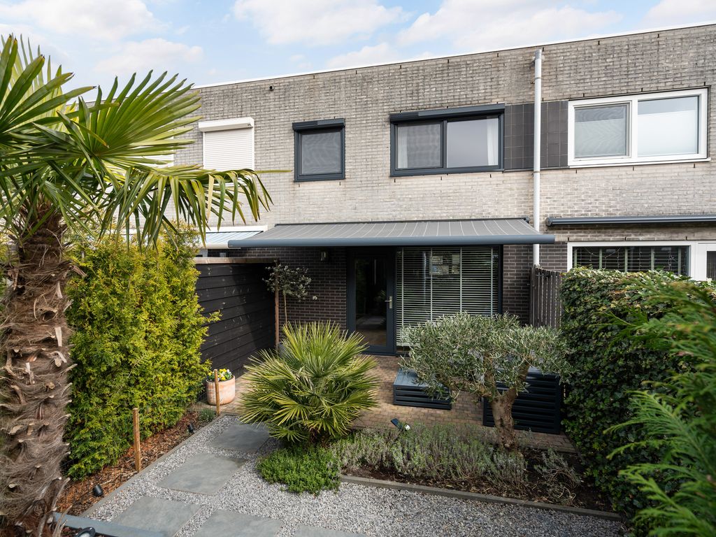 Guldendreef 11, WOERDEN