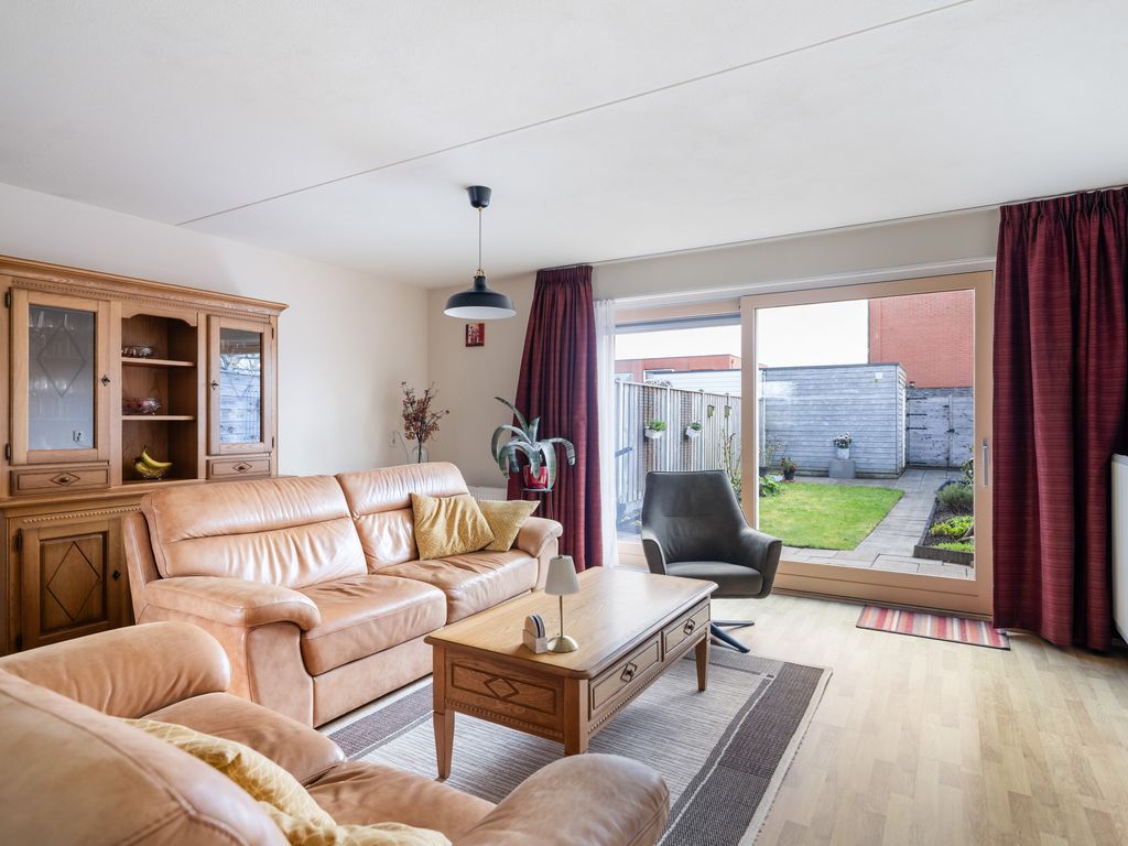 Harzstraat 2, WOERDEN