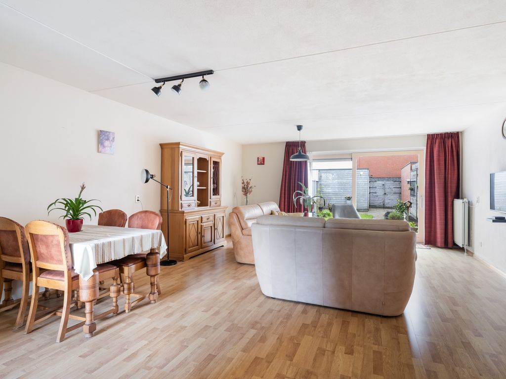 Harzstraat 2, WOERDEN