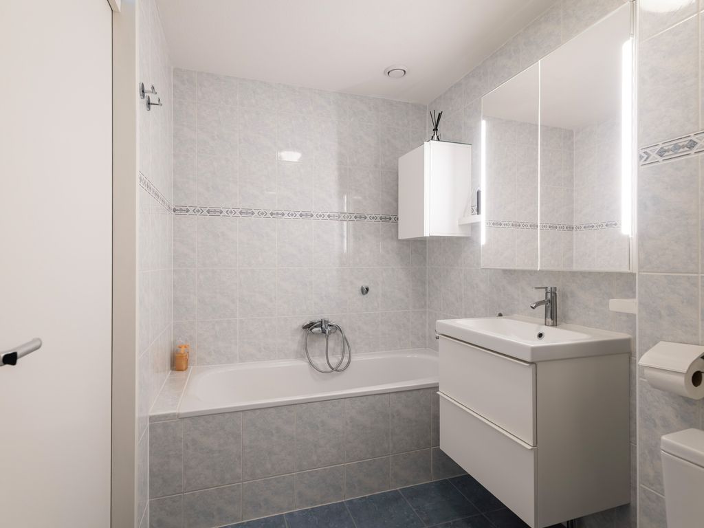 Harzstraat 2, WOERDEN