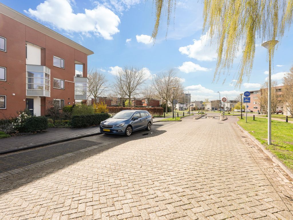 Harzstraat 2, WOERDEN