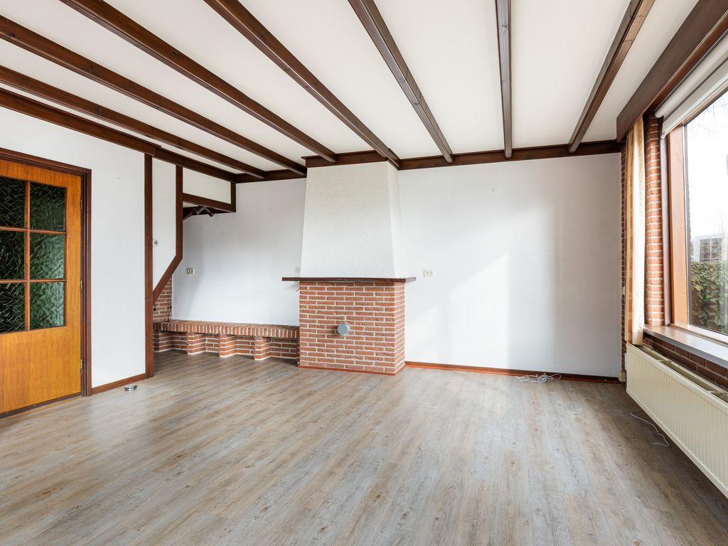 Leidsestraatweg 61, HARMELEN